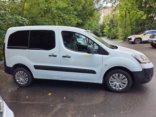 2014 Citroen Berlingo II Рестайлинг, белый, 470000 рублей, вид 3