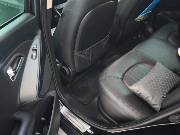 2012 Hyundai ix35 I, чёрный, 1450000 рублей - вид 9