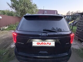 2016 Ford Explorer V Рестайлинг, чёрный, 2650000 рублей, вид 4
