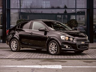 2013 Chevrolet Aveo II, чёрный, 695000 рублей, вид 3