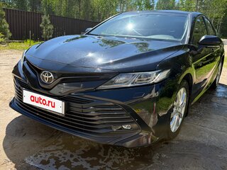 2019 Toyota Camry VIII (XV70), чёрный, 2490000 рублей, вид 1