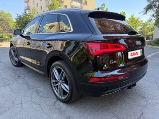 2018 Audi Q5 II (FY), чёрный, 2810000 рублей, вид 5
