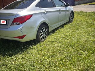 2015 Hyundai Solaris I Рестайлинг, серебристый, 1200000 рублей, вид 5