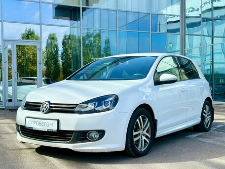 Volkswagen Golf VI