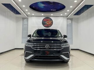 2023 Volkswagen Tiguan II Рестайлинг, чёрный, 2750000 рублей, вид 1