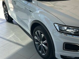2018 Volkswagen T-Roc I, белый, 2000000 рублей, вид 2