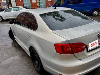 2011 Volkswagen Jetta VI, серебристый, 790000 рублей, вид 5