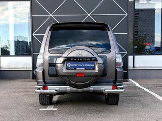 2012 Mitsubishi Pajero IV Рестайлинг 1, коричневый, 1899000 рублей, вид 4