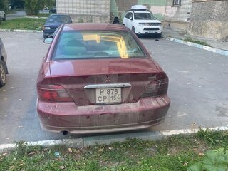 2001 Mitsubishi Galant VIII Рестайлинг, пурпурный, 130000 рублей, вид 3