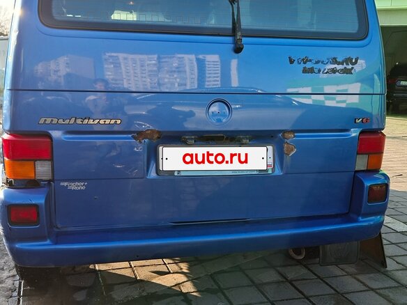 2001 Volkswagen Multivan T4, синий, 700000 рублей - вид 2