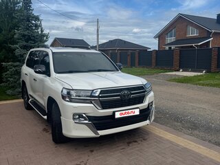 2020 Toyota Land Cruiser 200 Series Рестайлинг 2, белый, 8190000 рублей, вид 5