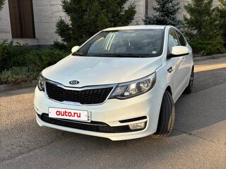 2016 Kia Rio III Рестайлинг, белый, 1250000 рублей, вид 1