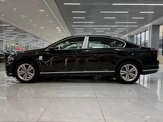 2026 Volkswagen Magotan B9, чёрный, 2746000 рублей, вид 4