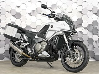 2012 Honda VFR 1200X (Crosstourer), белый, 877000 рублей, вид 1