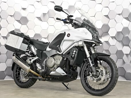 2012 Honda VFR 1200X (Crosstourer), белый, 877000 рублей, вид 1