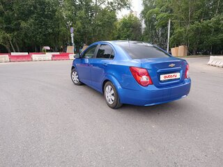 2014 Chevrolet Aveo II, синий, 440000 рублей, вид 4