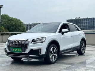 2021 Audi Q2 L e-tron I, белый, 1624911 рублей, вид 1