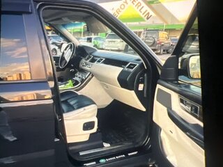 2010 Land Rover Range Rover Sport I Рестайлинг, чёрный, 1800000 рублей, вид 3