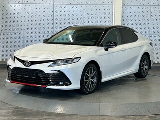 2021 Toyota Camry VIII (XV70) Рестайлинг, белый, 2500000 рублей, вид 3