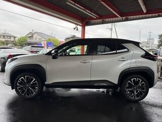 2023 Toyota Yaris Cross I, белый, 1348017 рублей, вид 5