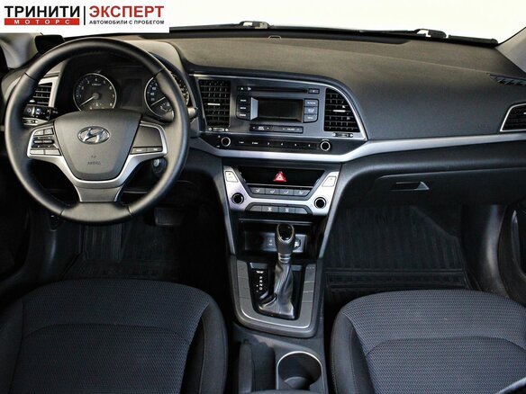 2017 Hyundai Elantra VI (AD), серебристый, 1347000 рублей - вид 9