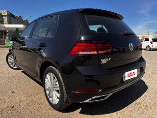 2017 Volkswagen Golf VII Рестайлинг, чёрный, 1800000 рублей, вид 5