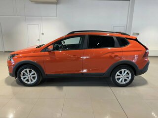 2026 Lada (ВАЗ) Iskra SW Cross, оранжевый, 1767000 рублей, вид 3