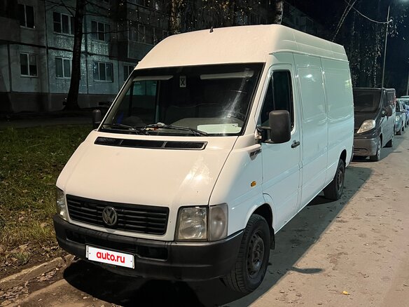 2001 Volkswagen LT, белый, 670000 рублей - вид 1