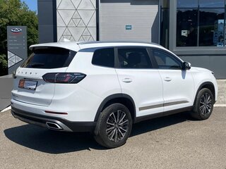 2023 Chery Tiggo 8 Pro e+, белый, 2670000 рублей, вид 3