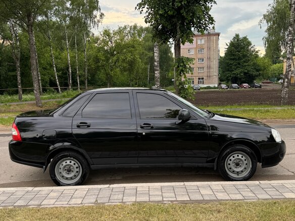2010 Lada (ВАЗ) Priora I, чёрный, 280000 рублей - вид 2