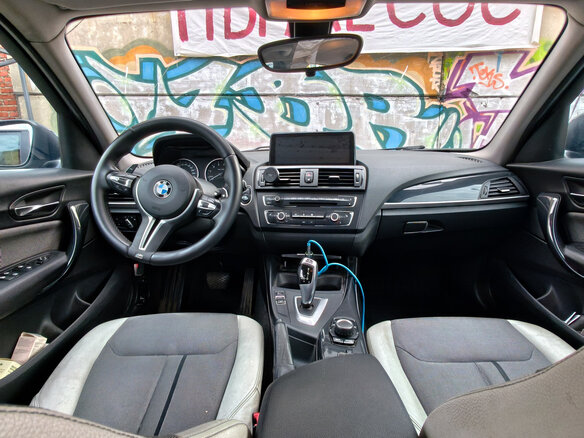 2013 BMW 1 серии 118i II (F20/F21), синий, 1100000 рублей - вид 10