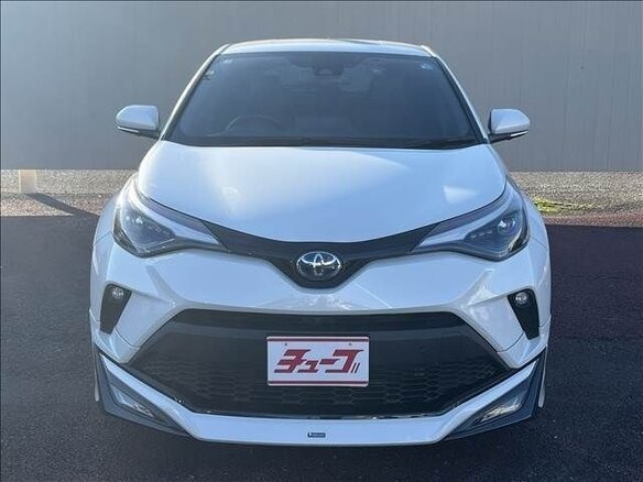 2019 Toyota C-HR I Рестайлинг, белый, 1370001 рублей - вид 7