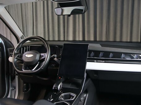 2024 Geely Atlas II, серебристый, 2549000 рублей, вид 5