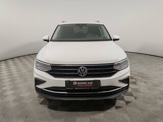 2020 Volkswagen Tiguan II Рестайлинг, белый, 2689000 рублей, вид 2