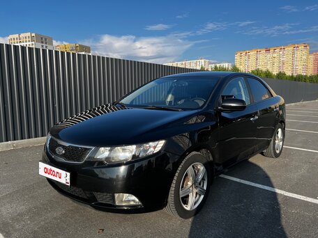 2011 Kia Cerato 6-speed II, чёрный, 750000 рублей, вид 1