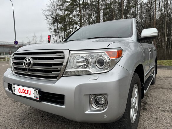 2014 Toyota Land Cruiser 200 Series Рестайлинг 1, серый, 3950000 рублей - вид 5