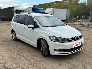 2019 Volkswagen Touran II, белый, 1450000 рублей, вид 3