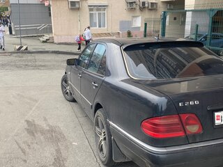 1999 Mercedes-Benz E-Класс 280 II (W210, S210), синий, 495000 рублей, вид 3