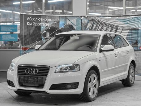 2012 Audi A3 II (8P) Рестайлинг 2, белый, 849000 рублей, вид 1