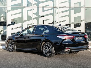2021 Toyota Camry VIII (XV70) Рестайлинг, чёрный, 3150000 рублей, вид 2