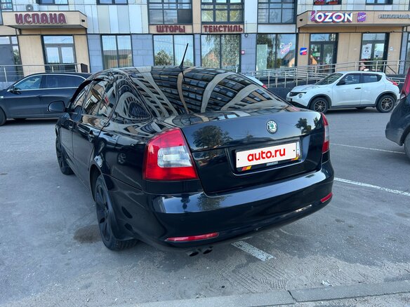 2011 Skoda Octavia II (A5) Рестайлинг, синий, 850000 рублей - вид 4
