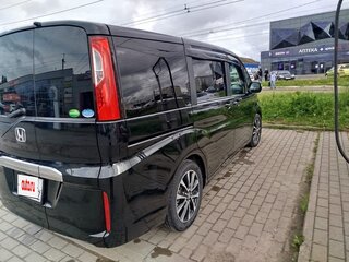 2015 Honda Stepwgn Spada V, чёрный, 1900000 рублей, вид 3