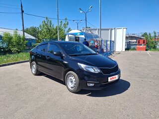 2016 Kia Rio III Рестайлинг, чёрный, 969000 рублей, вид 2