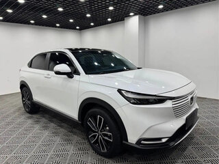 2023 Honda Vezel II, белый, 2150000 рублей, вид 3