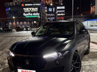 2017 Maserati Levante Diesel I, чёрный, 3600000 рублей, вид 3