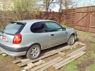 1998 Toyota Corolla VIII (E110), белый, 222000 рублей, вид 2