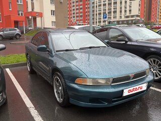 1999 Mitsubishi Galant VIII Рестайлинг, зелёный, 320000 рублей, вид 3