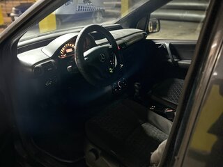 2003 Mercedes-Benz Vaneo, чёрный, 370000 рублей, вид 5