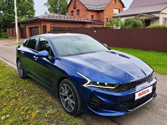 2020 Kia K5 III, синий - вид 3