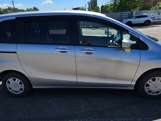 2009 Honda Freed I, серебристый, 1180000 рублей, вид 5